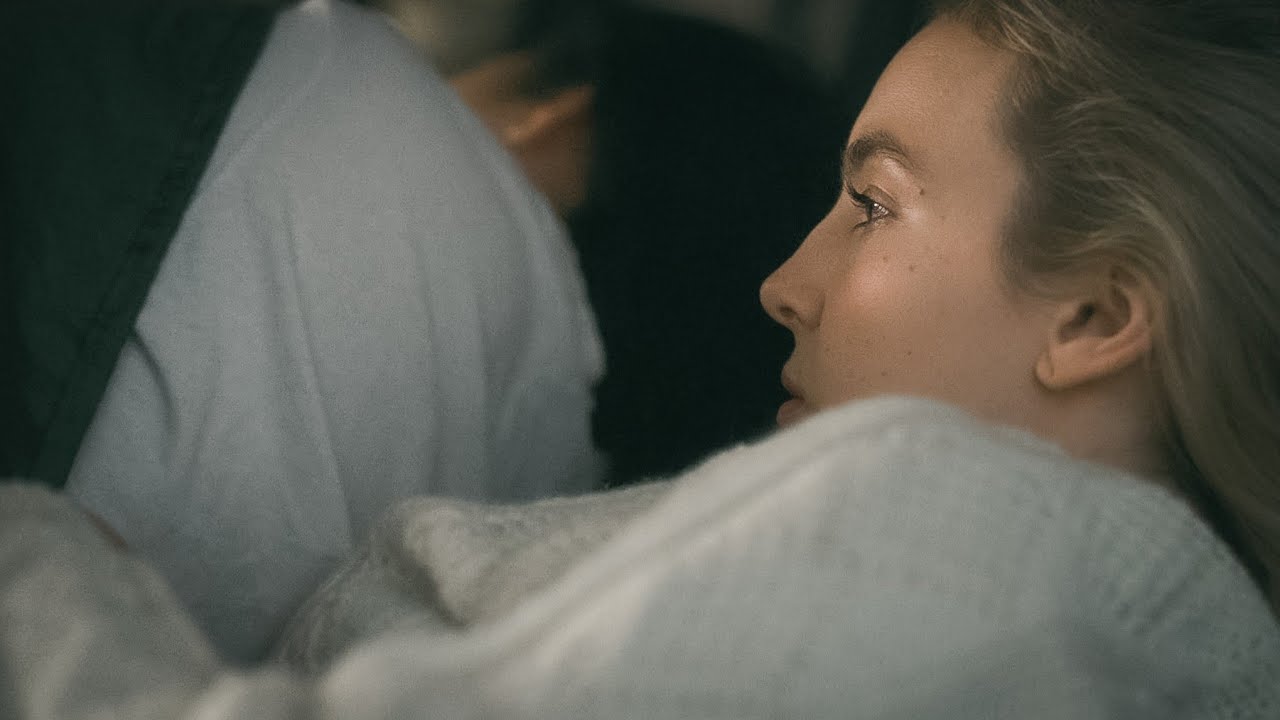 Villanelle || Stranger  ||  Anna von hausswolff