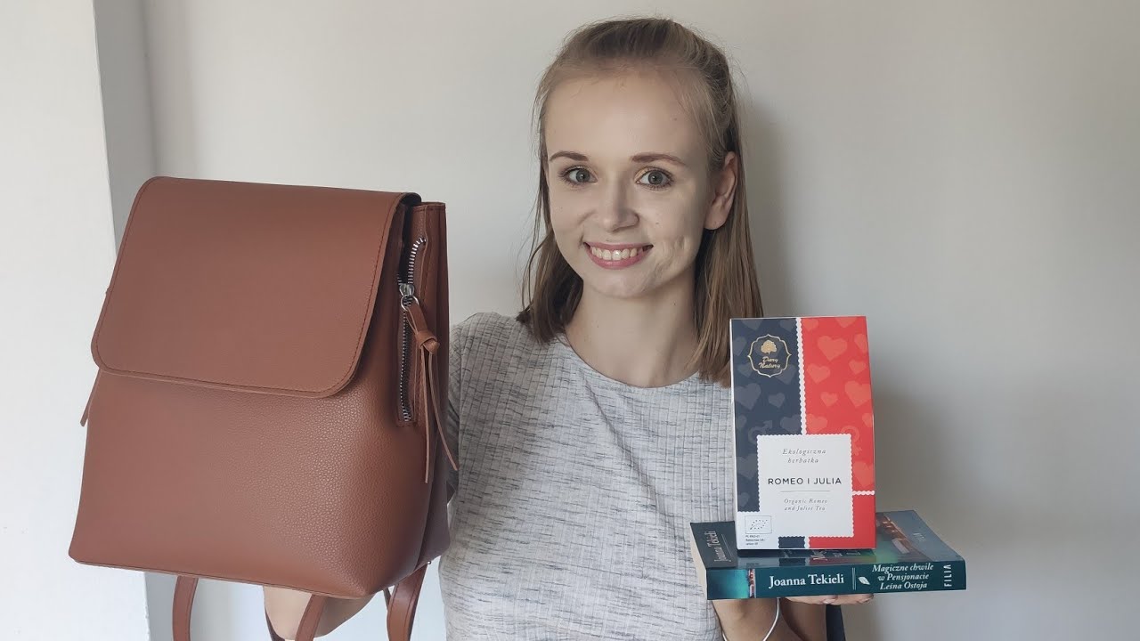 Jesienne niezbędniki | Kosmetyki, dodatki, seriale i książki