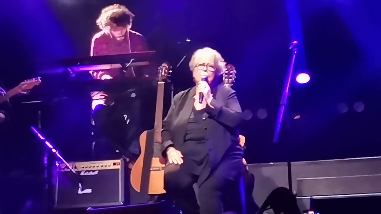 Δήμητρα Γαλάνη - Δυο μέρες μόνο (Live @ Vox)