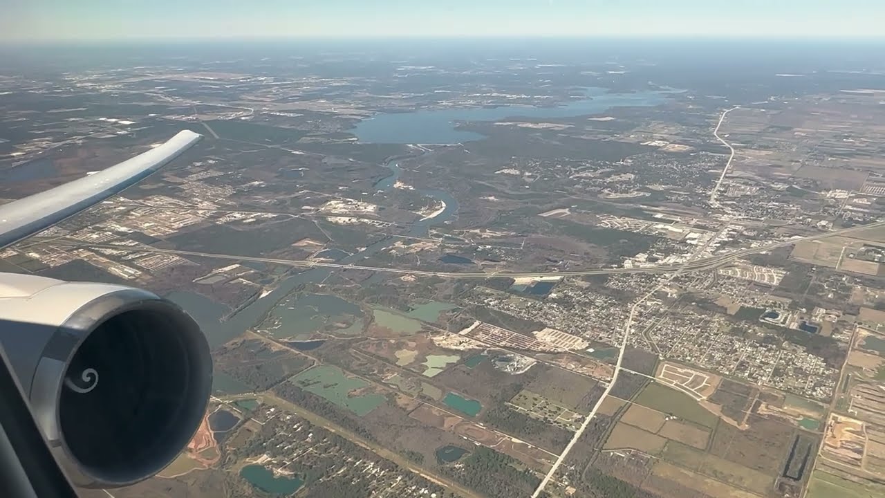 United 767-400ER Takeoff from Houston (IAH)