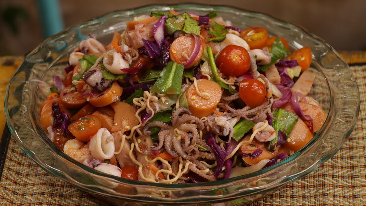 MIXED SEAFOOD WITH NOODLES - Easy, Kid-Appeal Recipes for Mixed Seafood With Noodles