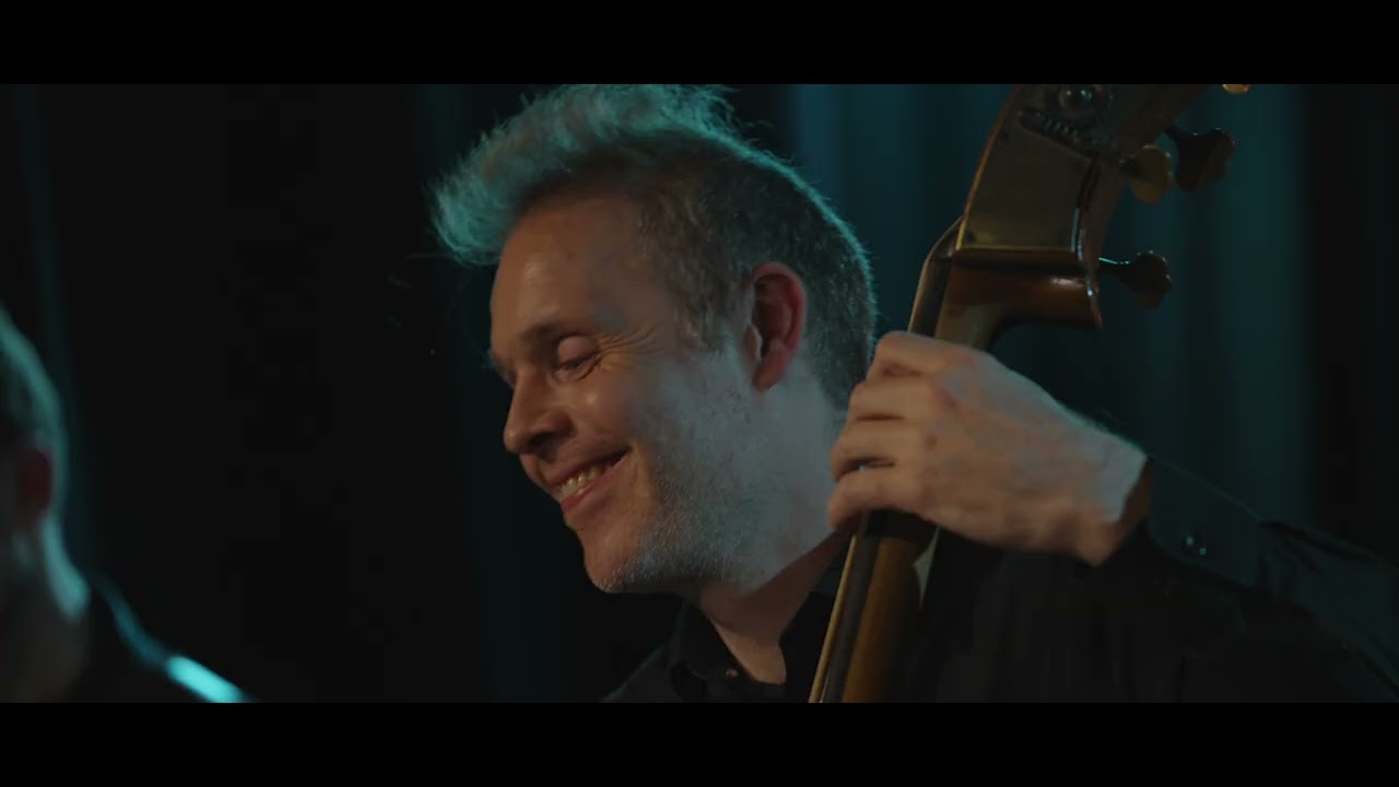 Dynamic plays Any Kind Of Rain by Hasse Tang