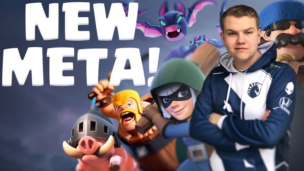 12-0! 3 Musketeers Royal Hogs Cycle Deck! LIVE Grand Challenge Gameplay - Clash Royale