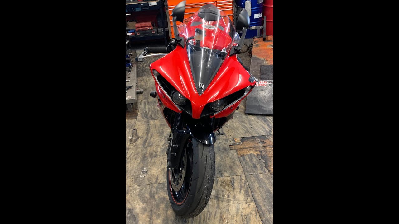 2014 Yamaha R1 Front Fairing Removal