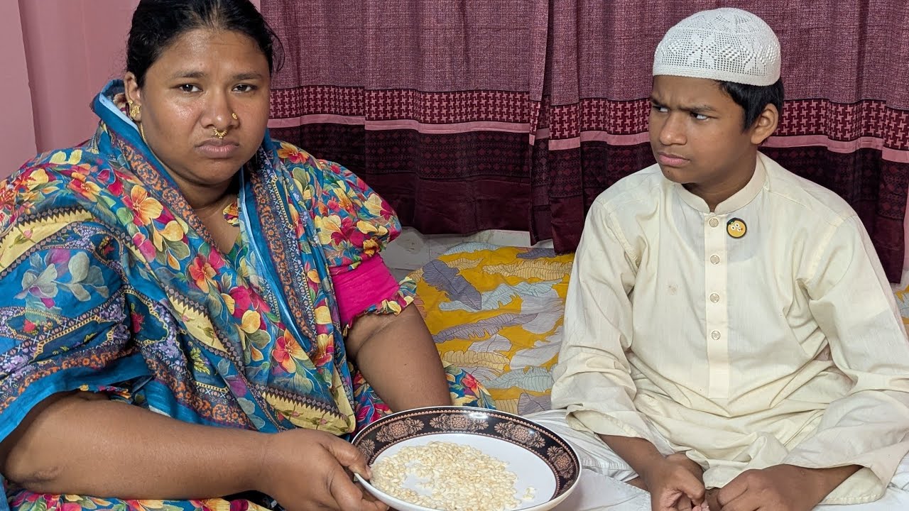 হঠাৎ হুজুর ইফতারি রাগ করে ফেলে দিলো | Asha Akter 