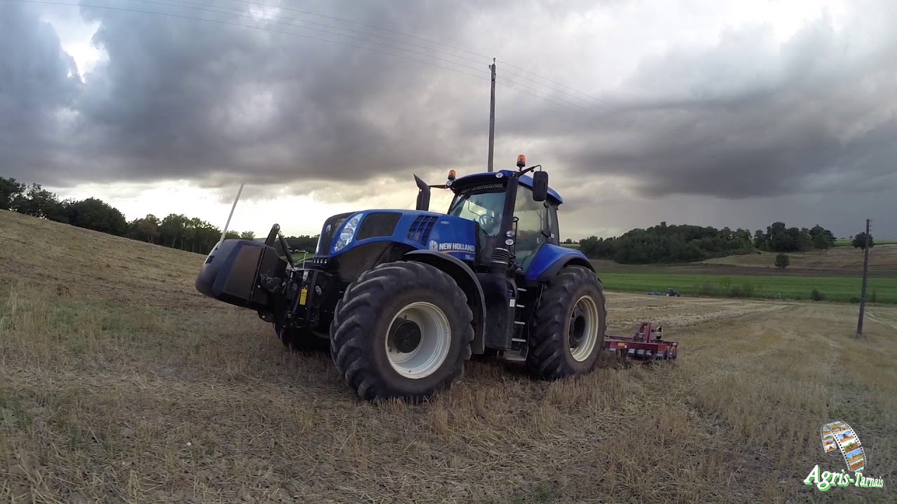 New Holland T8 435 & Durou