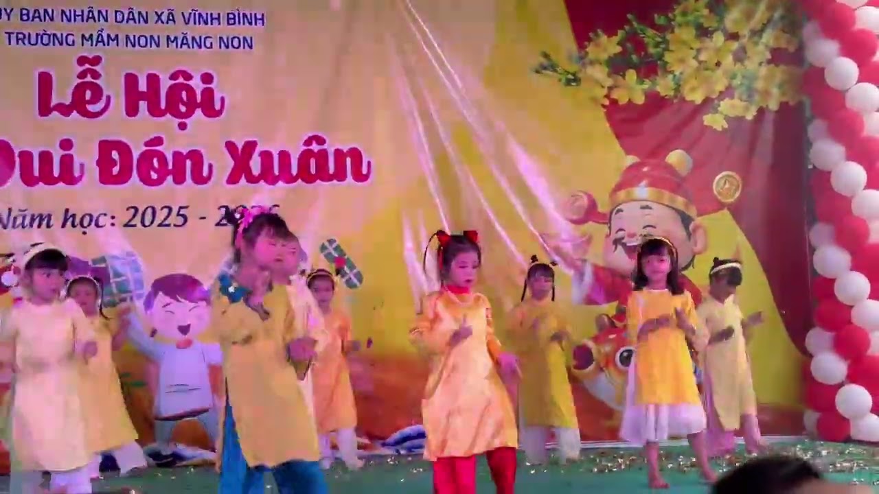 Phô Mai múa tết 2025-2026