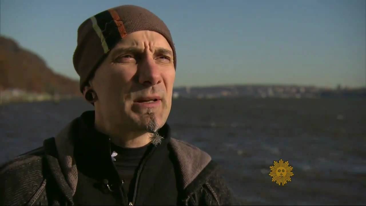 CBS NEWS Sunday Morning : The last Kodachrome facility ends processing