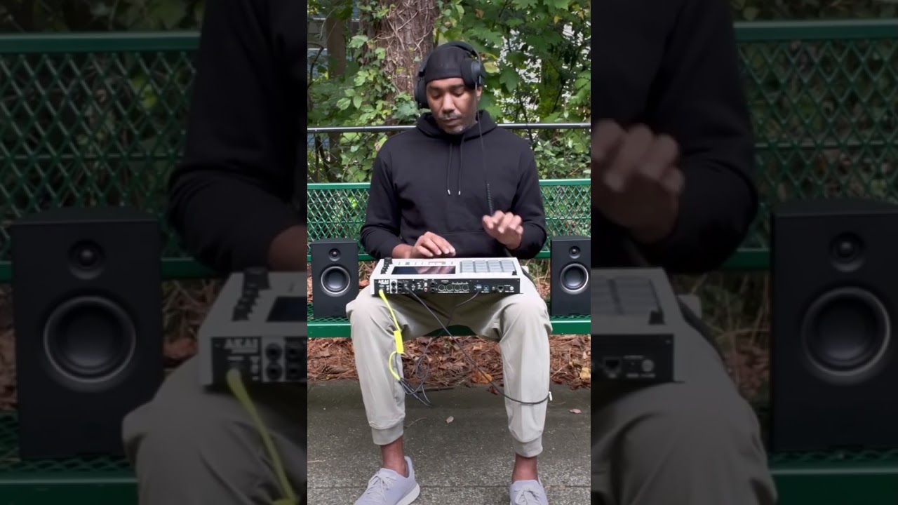 Jazzy Afro Beats on the MPC Live 2 & Unit 4 monitors