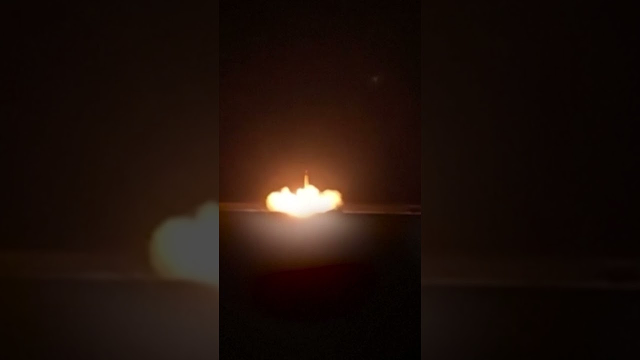 Iran Launches New Barrage of Missiles as it Trades Blows with Israel #shorts