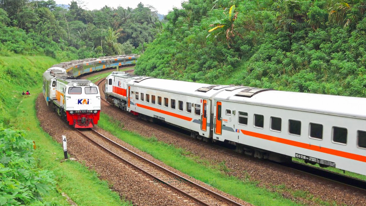 KERETA API PANJANG‼️ MENEMUKAN 17 MOMEN KERETA API SALING BERPAPASAN DI JALUR GANDA