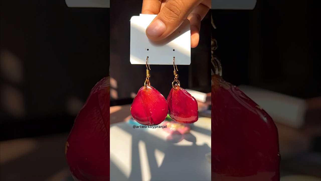 Real rose petals earrings ❤️