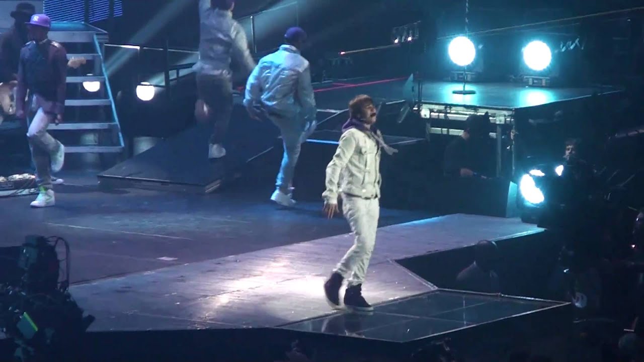 Justin Bieber Love Me Madison Square Garden August 31