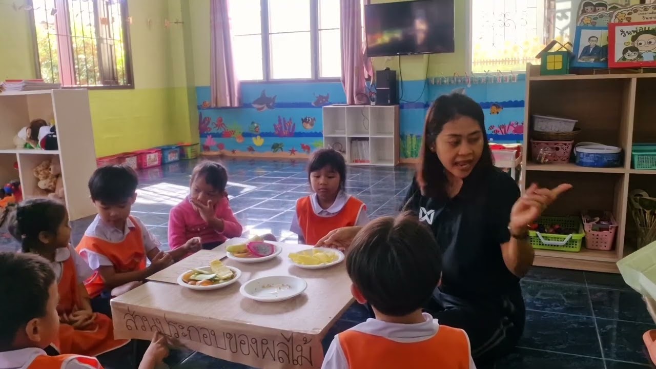กิจกรรมน้องๆ อ.1 เรียนรู้ส่วนประกอบของผลไม้ 🍊🍌🥭🍎🍓🍍