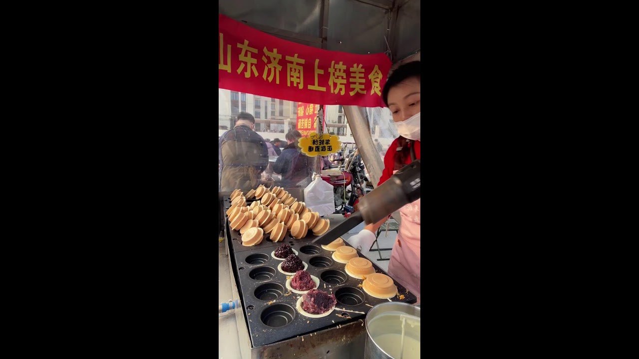 Delicious food live