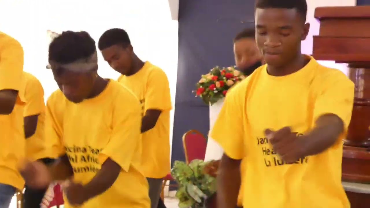 Teddy diso lelo ft le groupe de Dance Heal Africa
