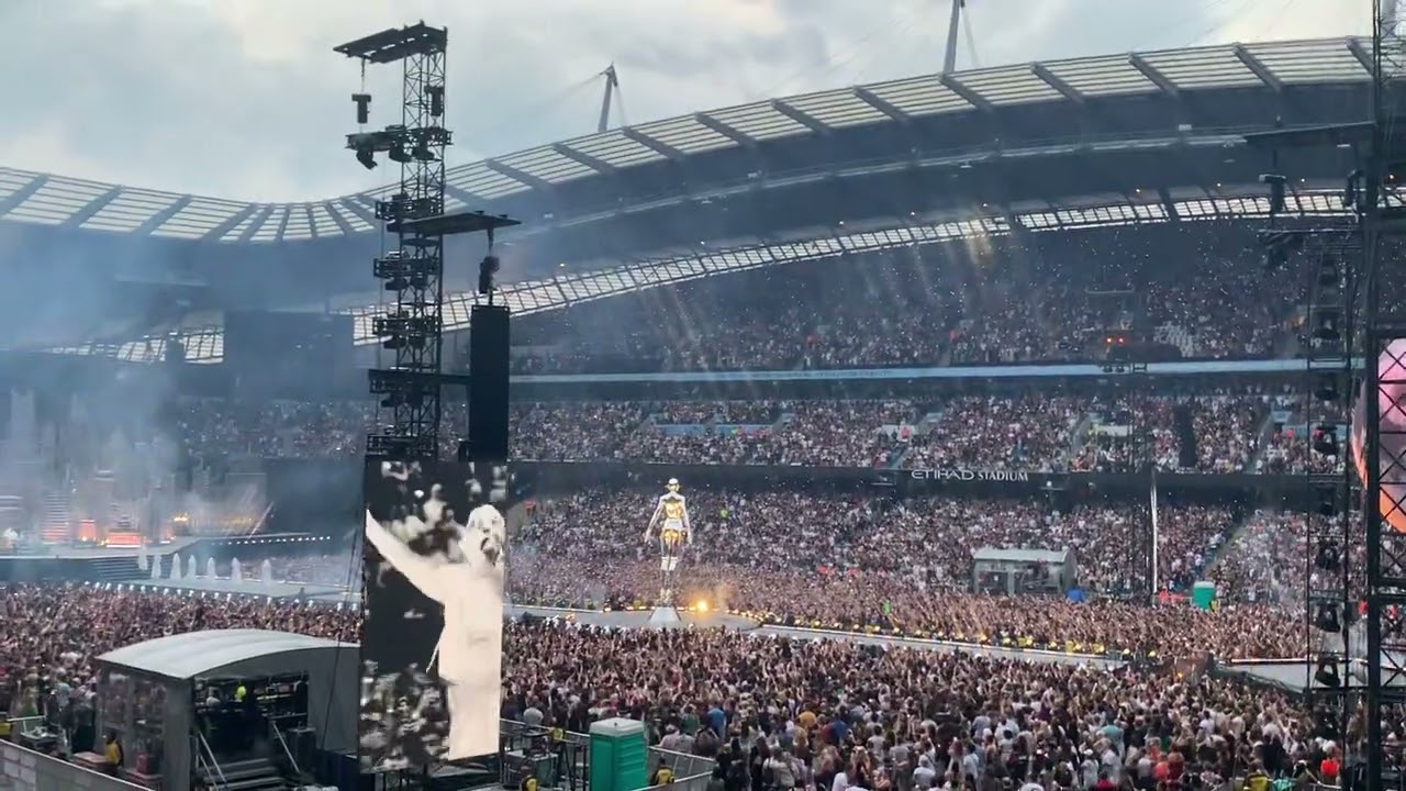 Reminder - The Weeknd @ Manchester, Etihad Stadium (After Hours Til Dawn Tour)