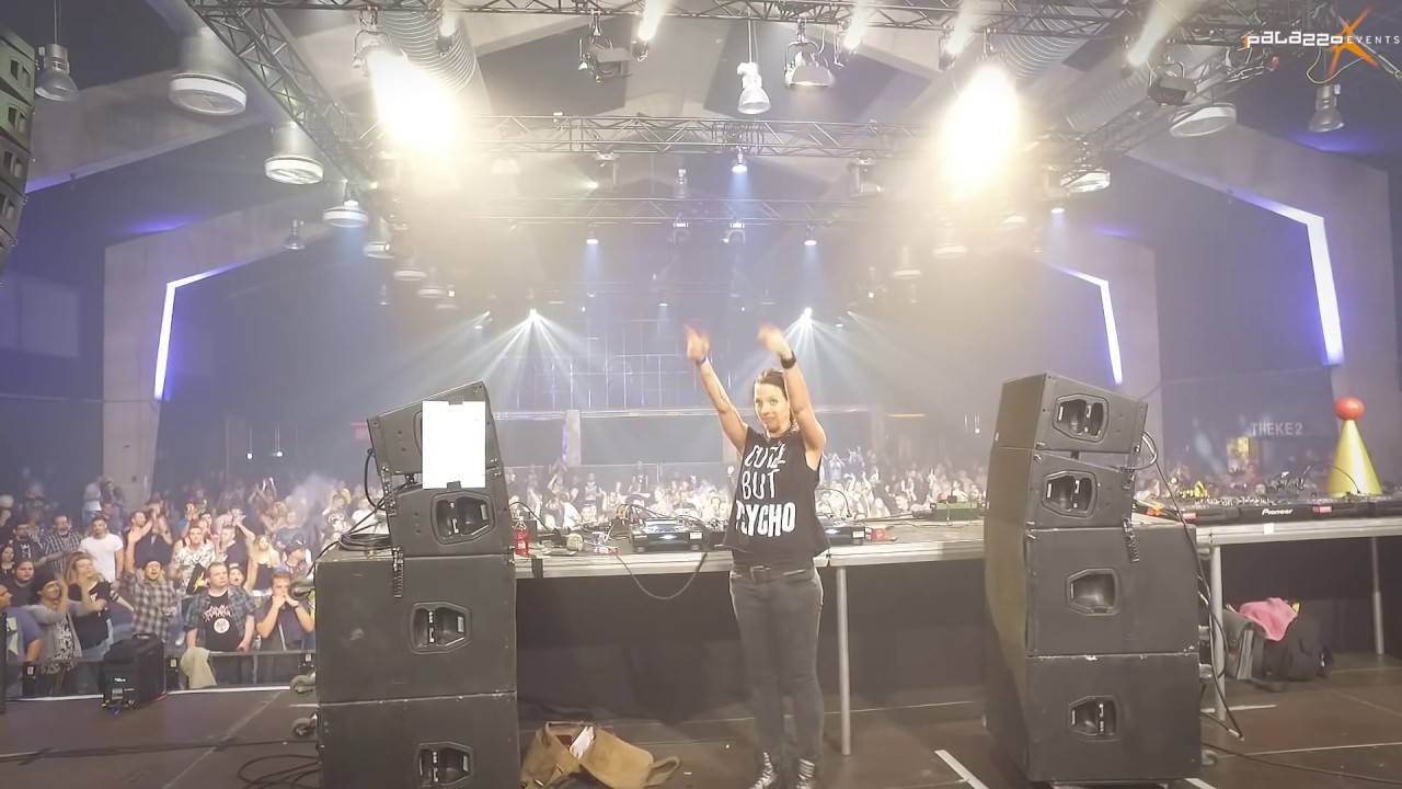 TANZ DER FAMILIE 2017 (Official Aftermovie 16.09.2017 ) Schlachthof Wiesbaden mit Rush, Pappenheimer