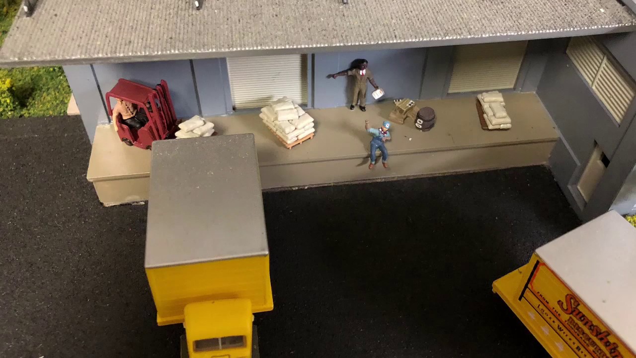 My 4x8 HO Layout Expansion Part 36 - SceneMaster Grain Bags