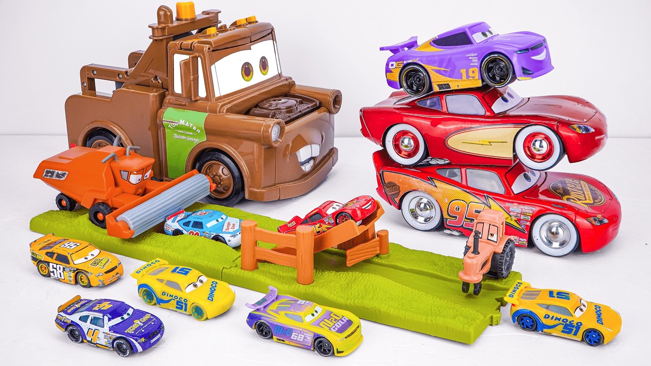 Disney Pixar Cars Unboxing Review | Lightning McQueen | Mattel Disney Pixar Cars Glow Racers Playset
