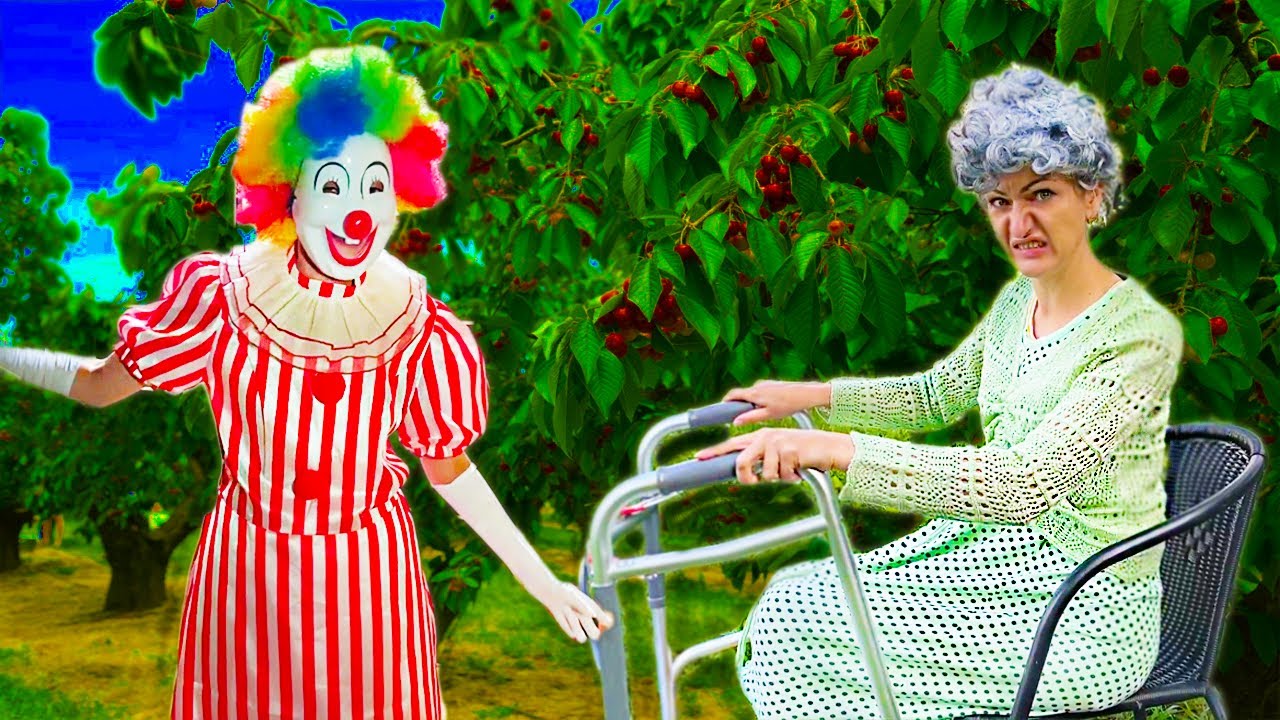 👵Baba si Clovnul Nebun 🤡 Compilatie