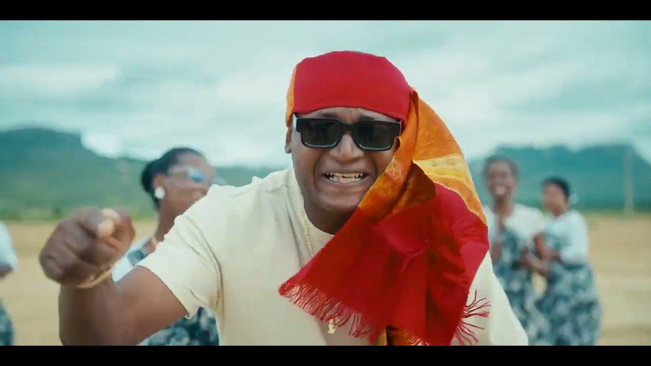 Joe Fils  Salama