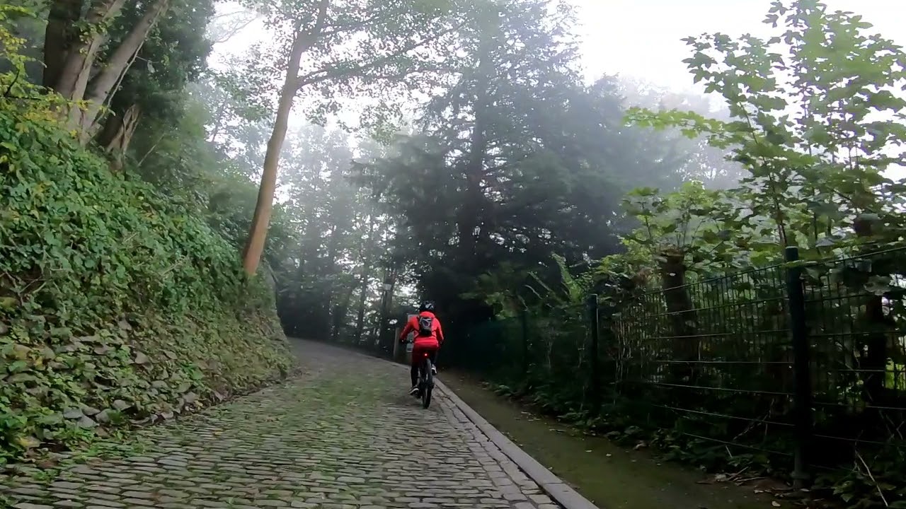 Muur Geraardsbergen, Belgium - Famous Cobble Stone Climb... aka The Wall..!