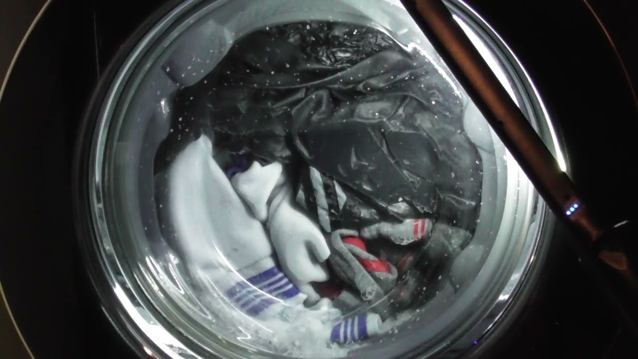 LG AiDD Steam Washer, Silent Wash 40 with max spin and full load (Requested) 1/2