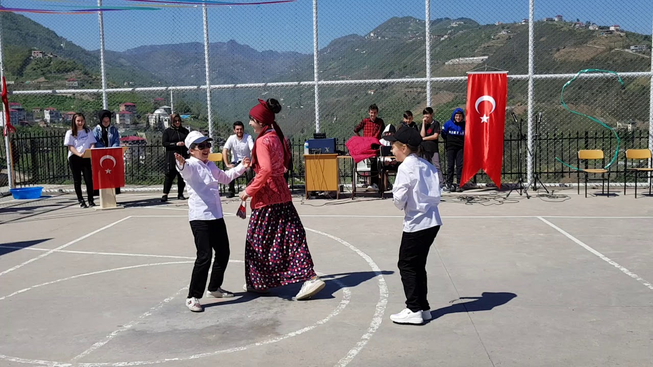 23 NİSAN SİHO KOMEDİ DANS ÜÇLÜSÜ
