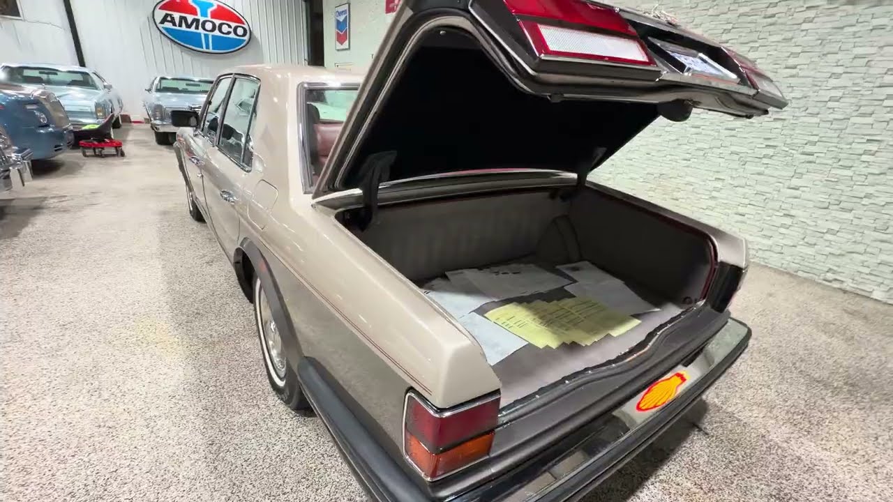 Сервисная книжка Bentley 1983 года! В ОТЛИЧНОМ СОСТОЯНИИ!!