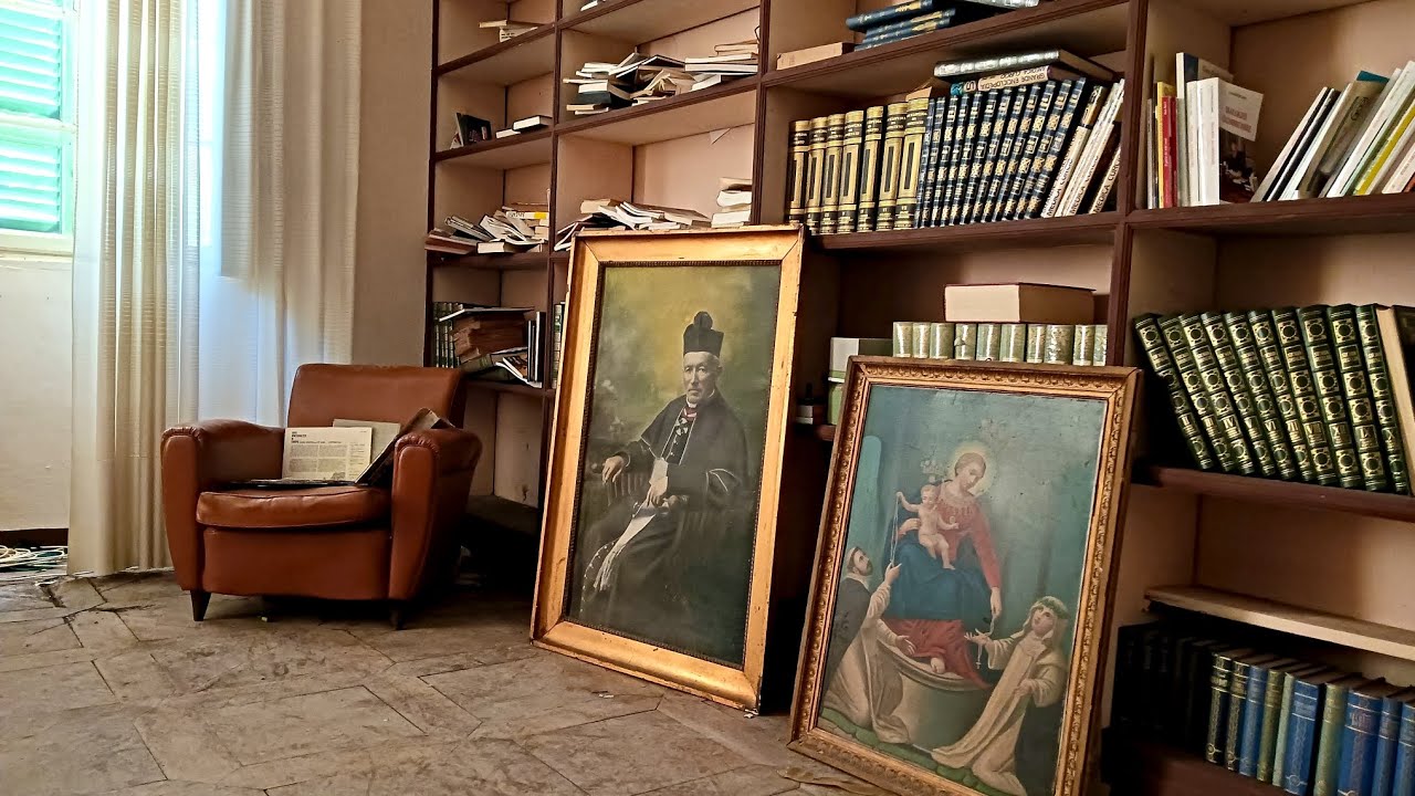 IL COLLEGIO ABBANDONATO SUL LAGO 
