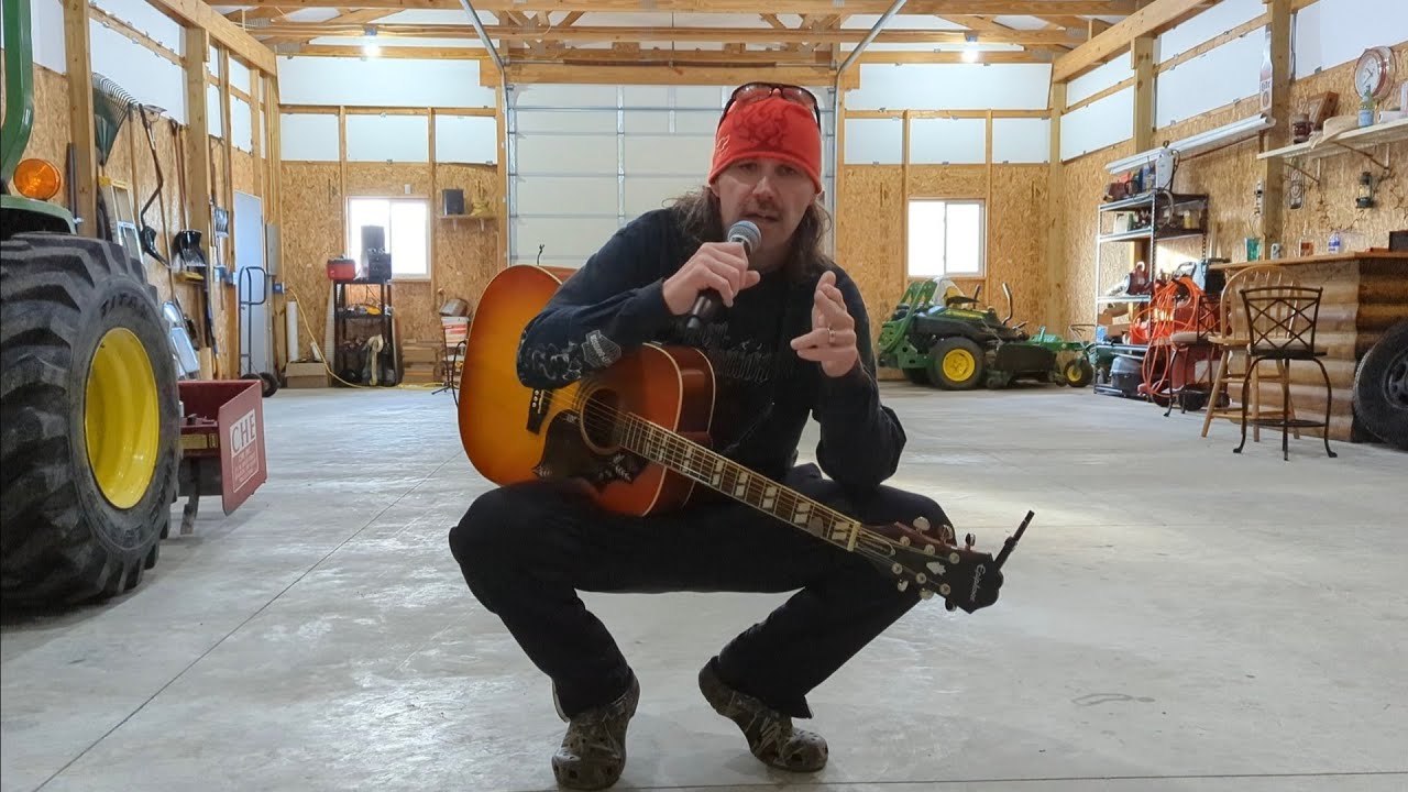 Electro-Voice Evolve 30M Barn Demo With Acoustic Guitar & Vocals at Low & Higher Volumes / Settings