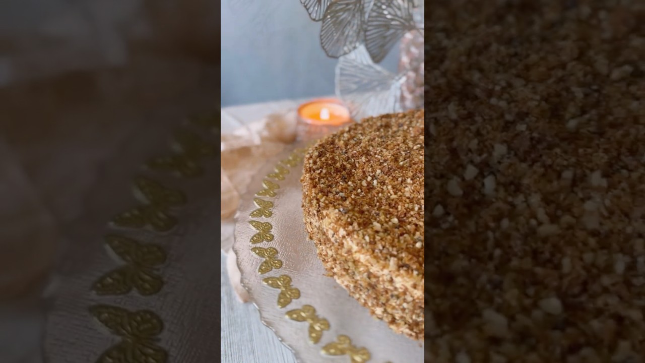 Cake with walnuts👩🏻&zwj;🍳