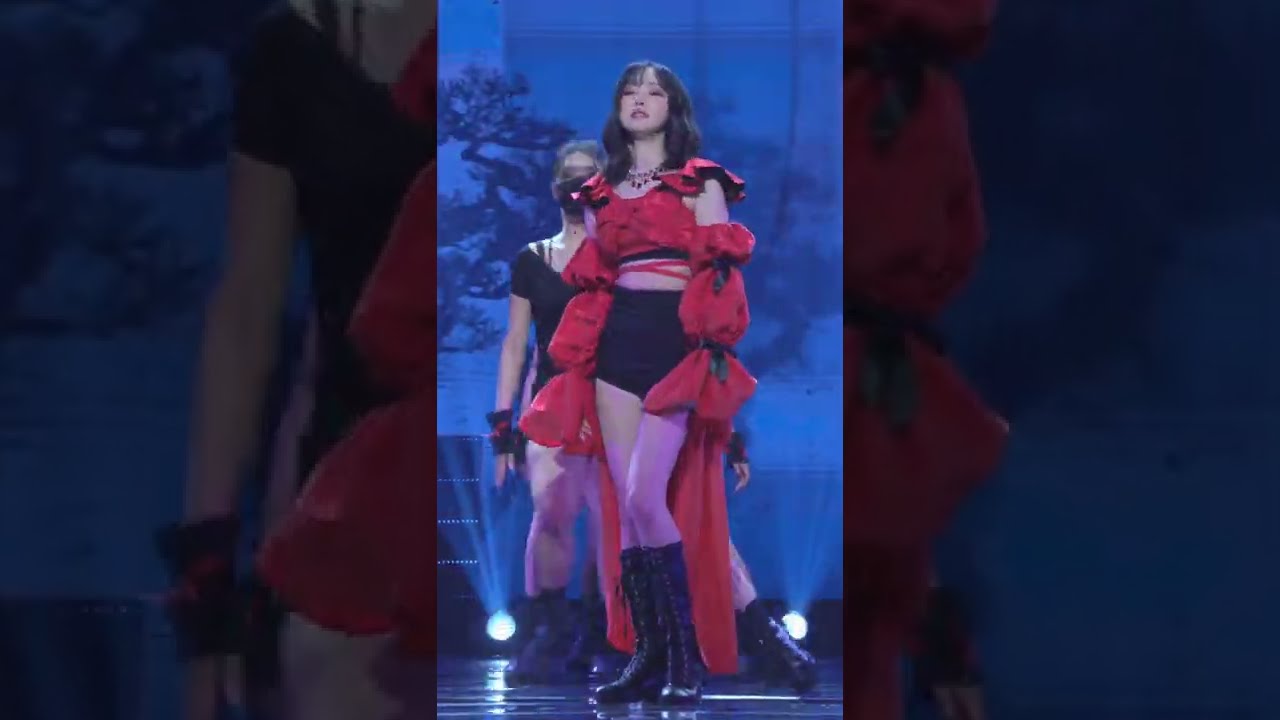 [세로직캠] 유주 직캠 '놀이(Play)' (YUJU Fancam) @MusicBank 220121 (뮤직뱅크 220121)/Vertical Fancam (Ver.)