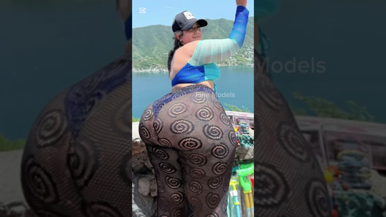 Лора Бернал: красивая модель plus-size, модель с пышными формами, биография и образ жизни — бодип...