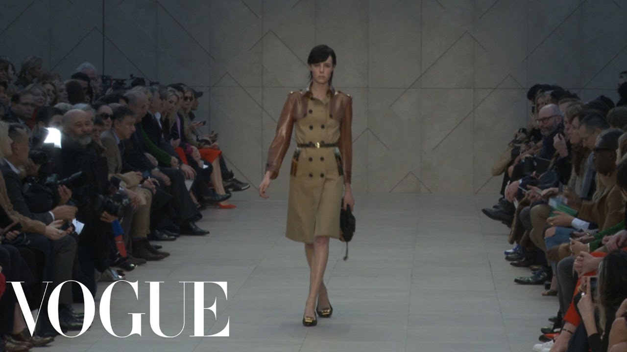 Burberry Prorsum Ready to Wear Fall 2013 Vogue Fashion Week Runway Show
