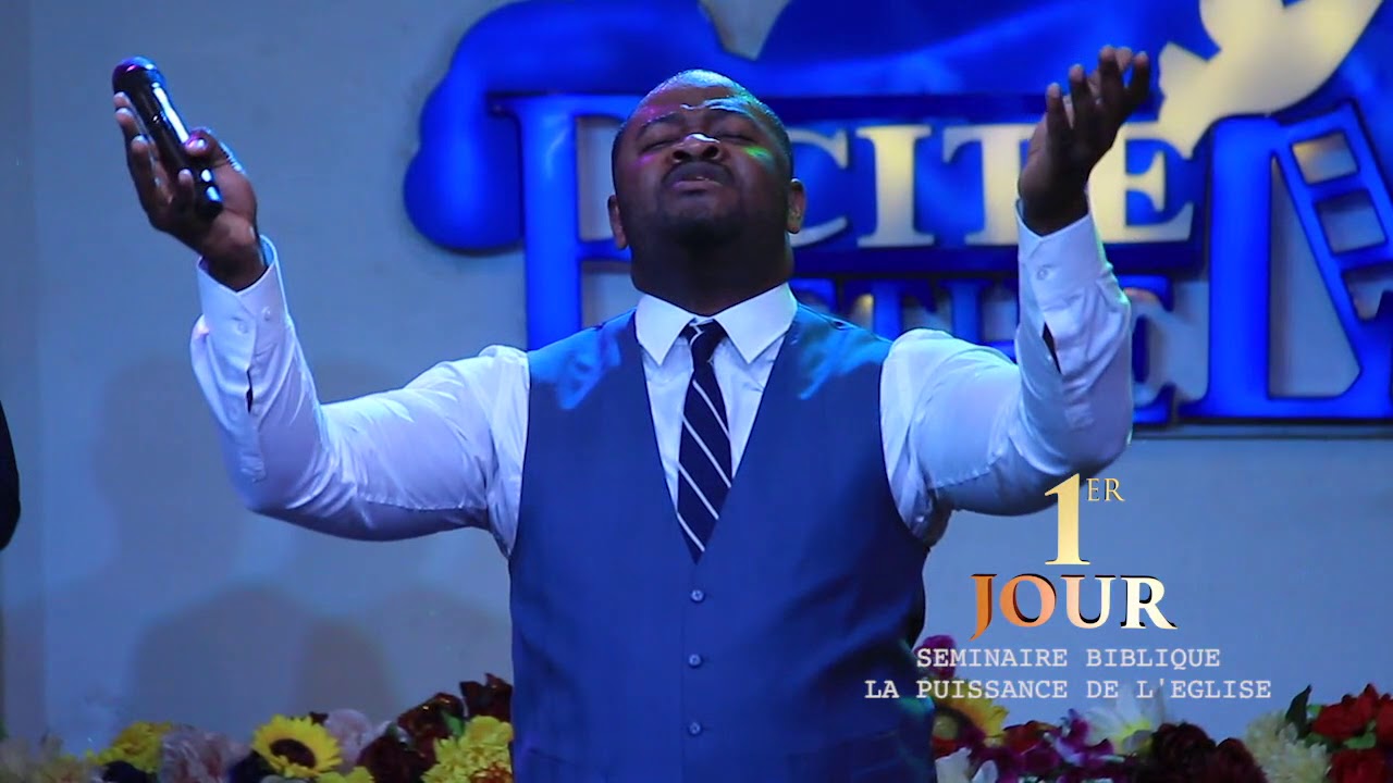 Pasteur Moise Mbiye - La Puissance de l'église. Part 1  (prédication)