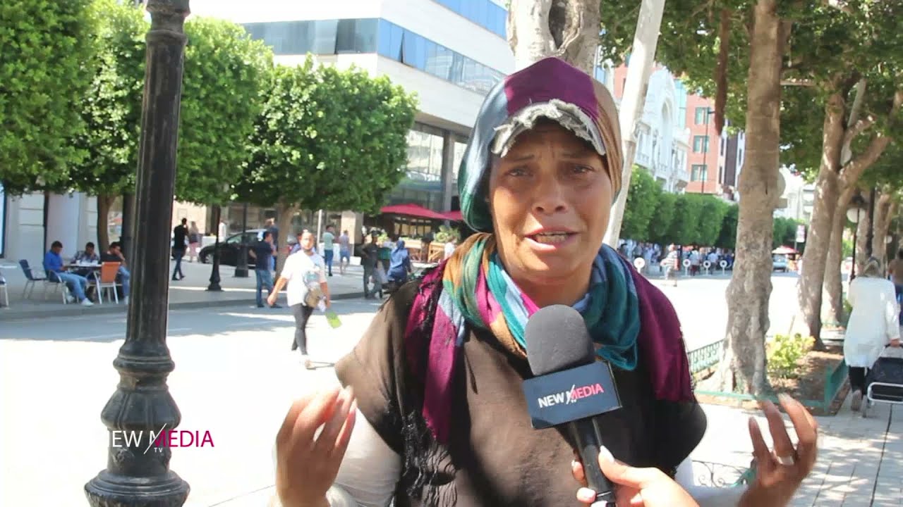 🇹🇳😔🤥 ساكنة في الشارع والسبب بابا مايعدلش بين خواتي .. كيف يبدأ الواحد زوالي علاش تعفسوا عليه