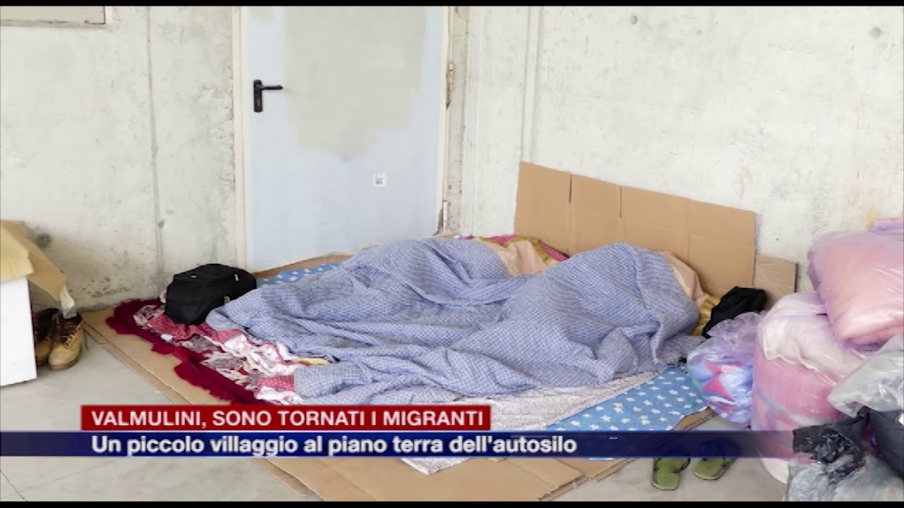 Etg - I migranti tornano ad accamparsi nell'autosilo Valmulini