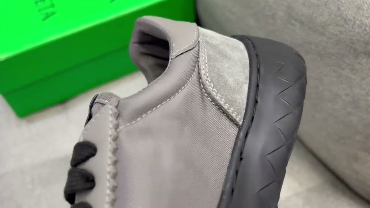 Bot**tega Ven**eta Shoes