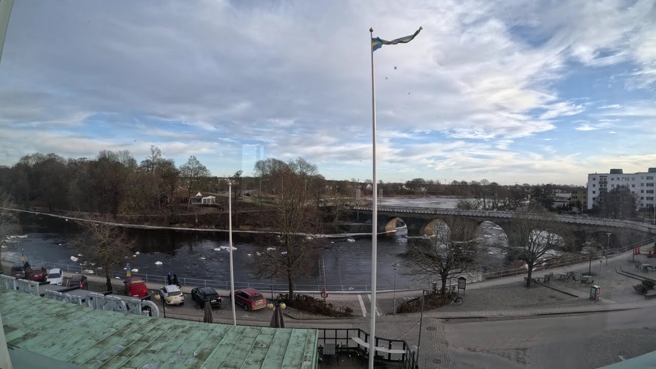 Falkenberg Slow TV | Tullbron, &Auml;tran & Winter City Life in Real Time (4K)