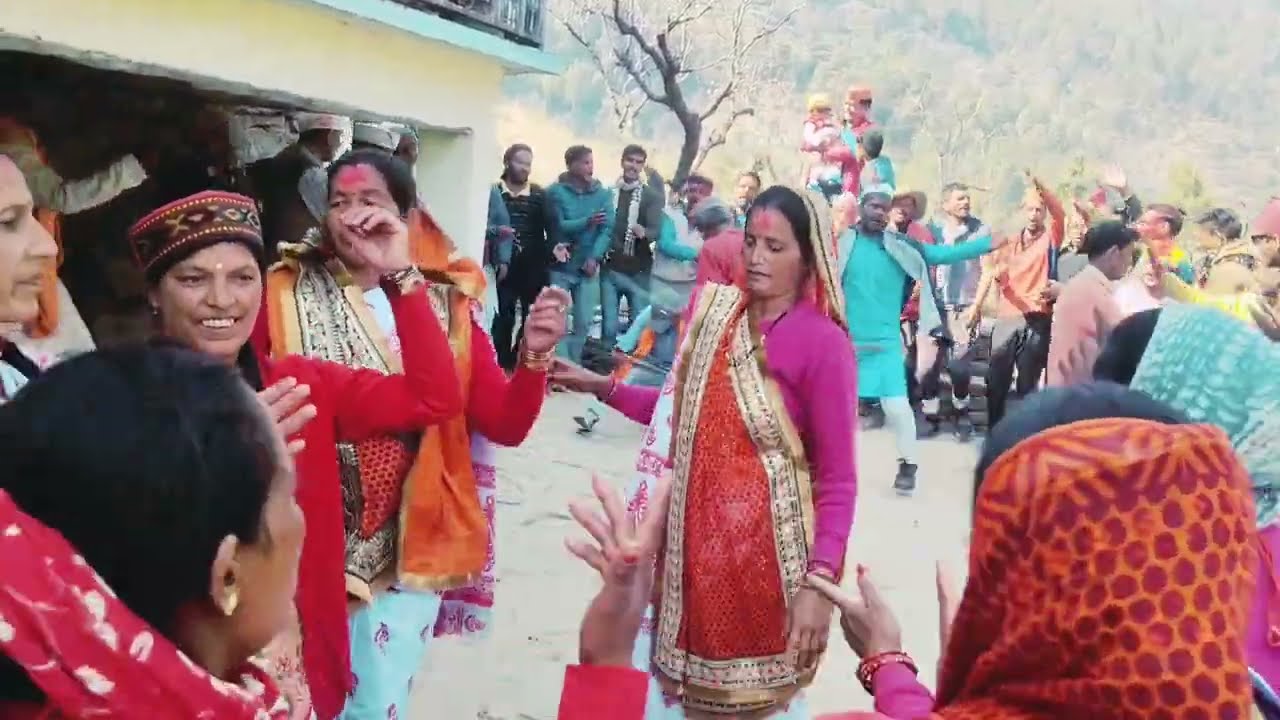 बहुत सालों बाद लगी गांव चौखुटा मै होली.?; होली गायन अनमोल वचन हमारी संस्कृति हमारी पहचान 🌳 उत्तराखंड