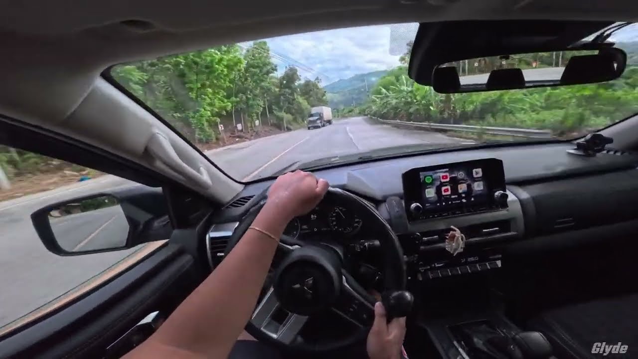 Mitsubishi Triton in Action | 4k