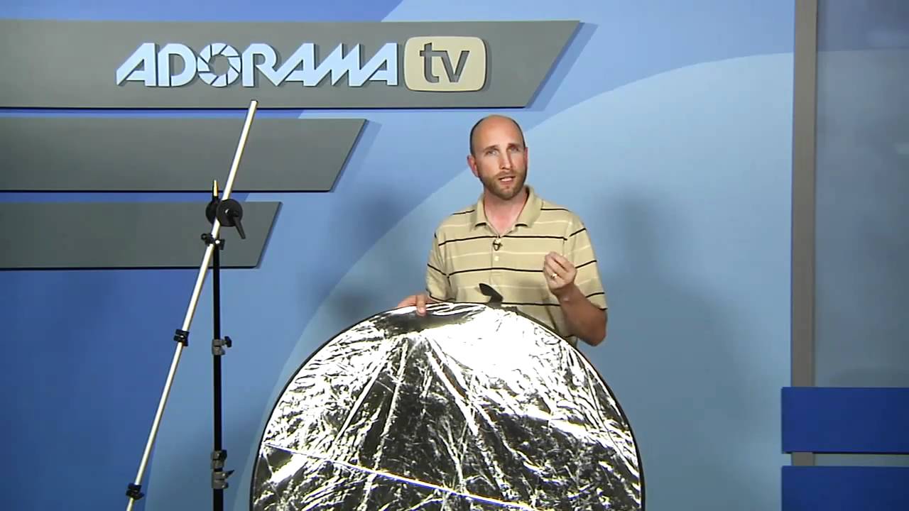 Flashpoint 42" 5-in-1 Disc Reflector & Reflector Bracket: Product Reviews: Adorama Photography TV