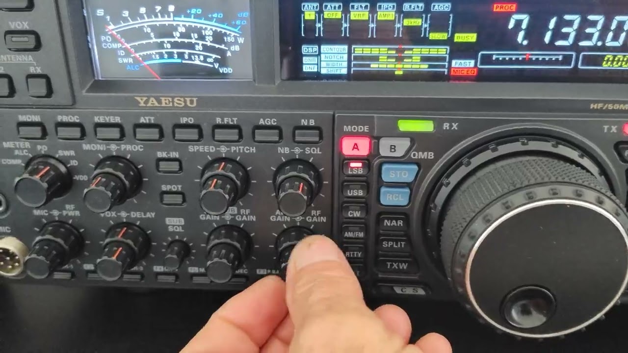 yaesu ft 1000 Mark V & yaesu ft 2000 & Kenwood ts 950s rx 40