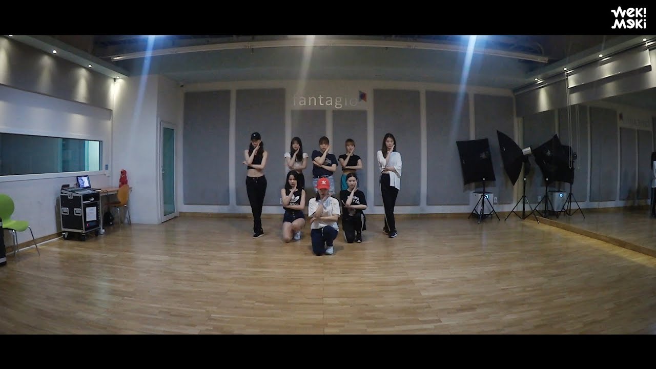 Weki Meki 위키미키 - Say My Name(Destiny&rsquo;s child) & Rude Boy(Rihanna) DANCE PRACTICE