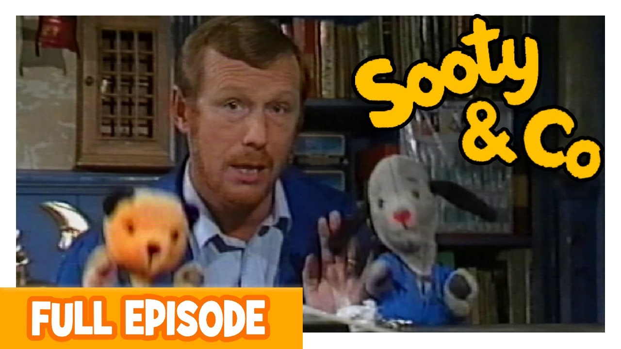 Sooty & Co:  Speedy Sweep - Full Episode 📺 │ Sooty Classics, Clips and More 🎬
