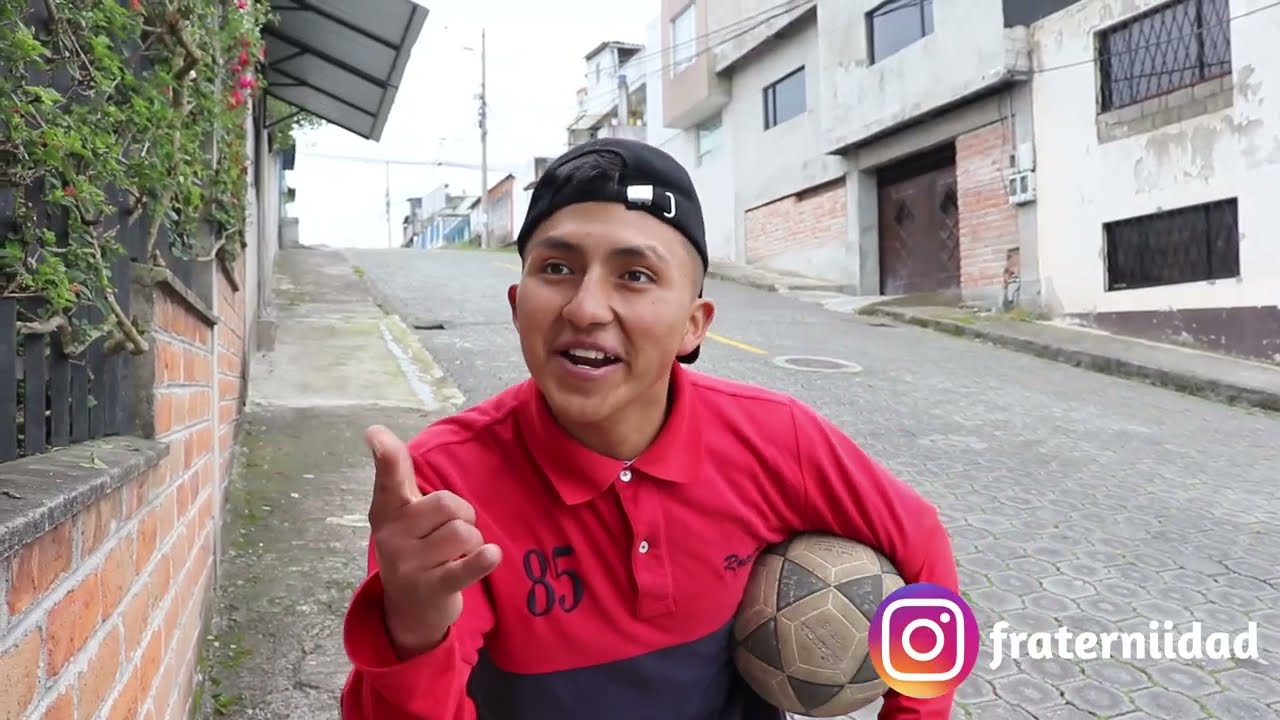 Cuando tu amigo va a pedir permiso a tu mamá para que te dejen salir 😂💔