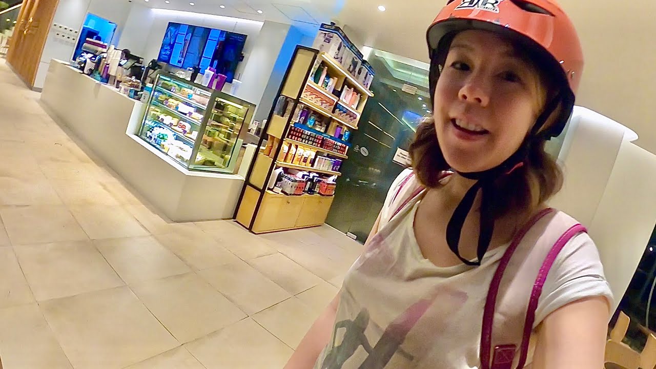 Php37 (0.67 USD) local dinner😱 City girl exploring on a scooter: Dumaguete Negros Oriental Ph 🇵🇭