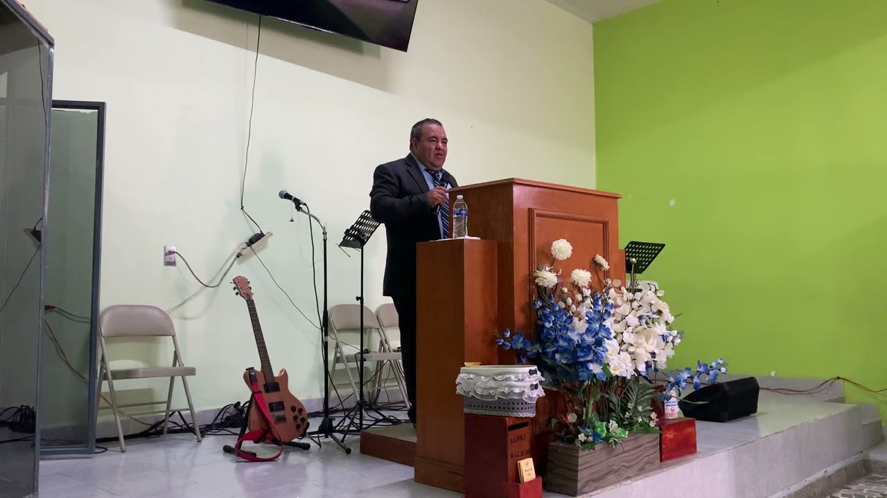 Predicación pentecostal ( mi copa está rebosando) pastor Heduardo hdez..